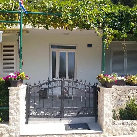 Nina Apartmán Makarská