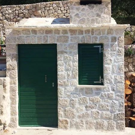 Nina Apartmán Makarská