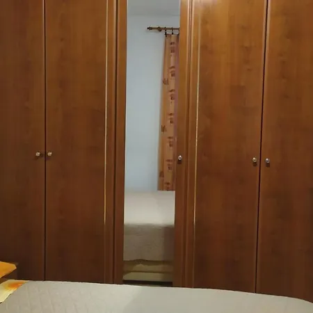 Nina Apartament