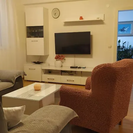 Nina Apartament Makarska